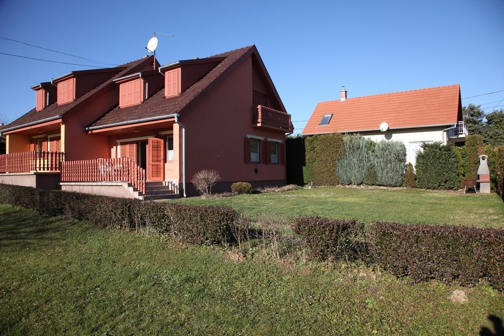 Edina Apartman Zalakaros Ruang foto