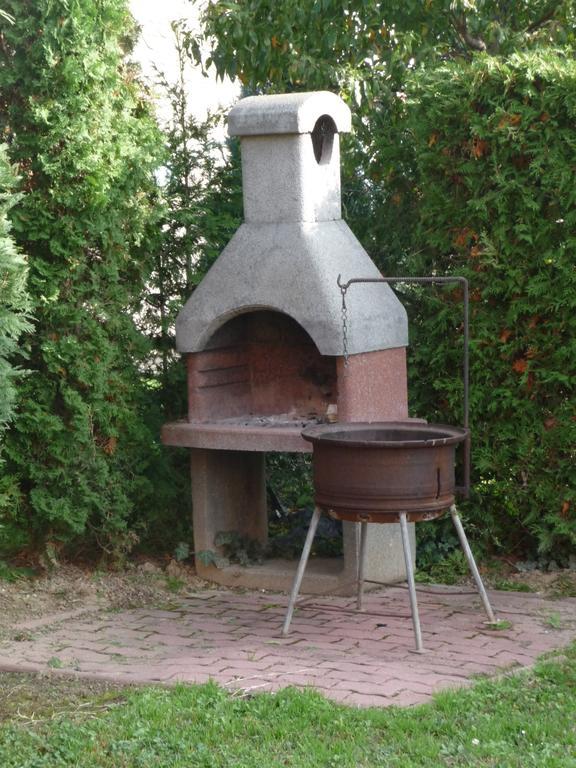 Edina Apartman Zalakaros Ruang foto